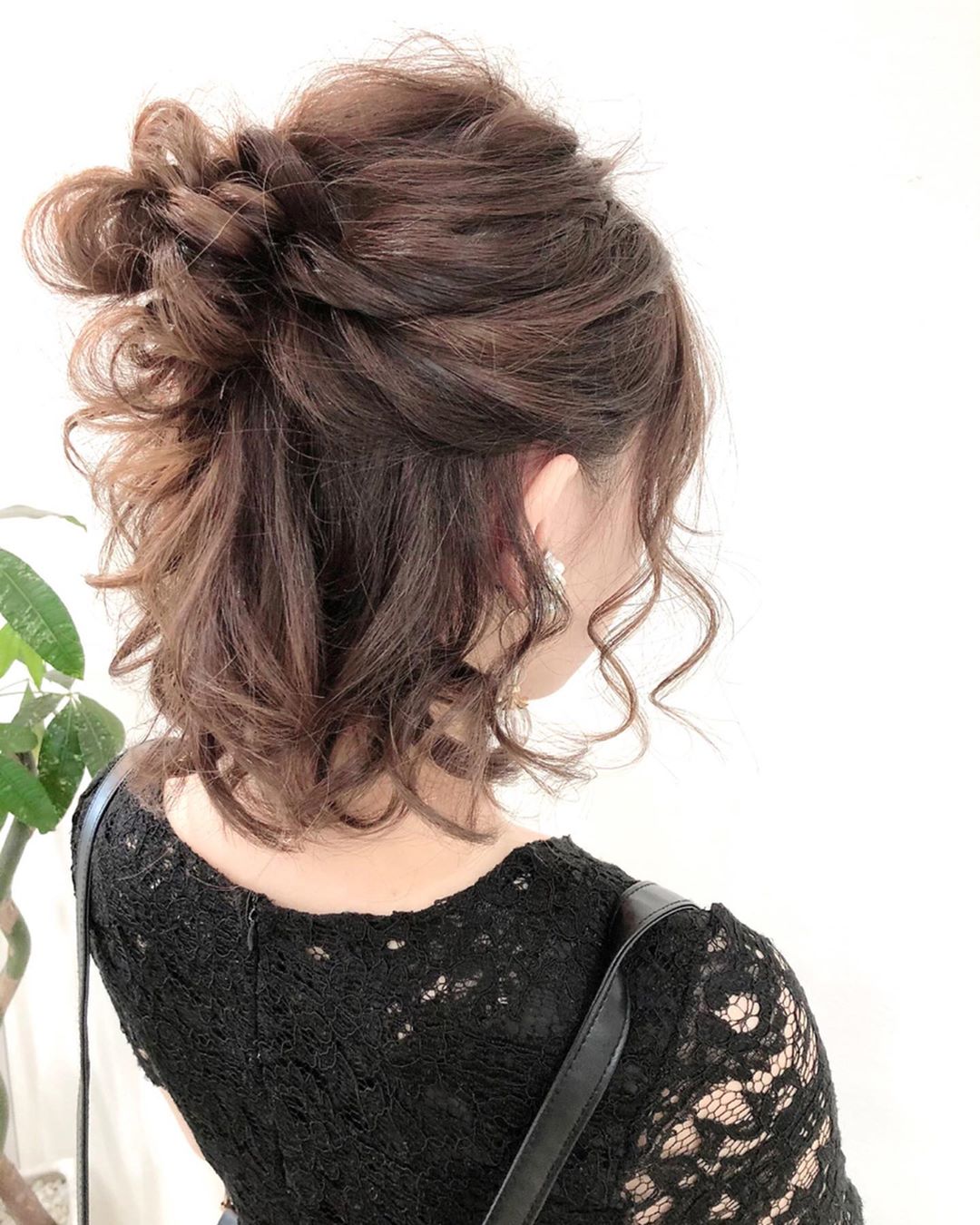 結婚式の髪型2020【ボブ編】簡単で可愛く決まる♡最新のお勧めヘアアレンジ10選！
