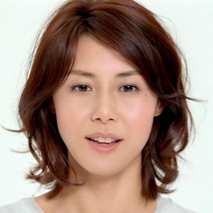 松嶋菜々子 ナチュラルパーマボブ【40代 髪型】 若く見える！40代が憧れるヘアスタイル・ミディアム・ショート